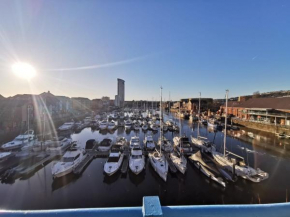 Abernethy Quay - Swansea Marina